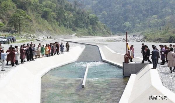 <strong>尼泊尔</strong>之后，不丹也切断水源，印度是不是慌了？