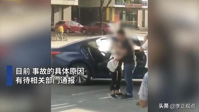 广东一小车撞上钢管，钢管直插驾驶室，司机当场死亡，怎么回事？