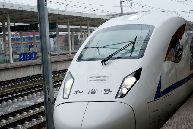 西成高铁将加速中国“西三角”世界级城市群发展