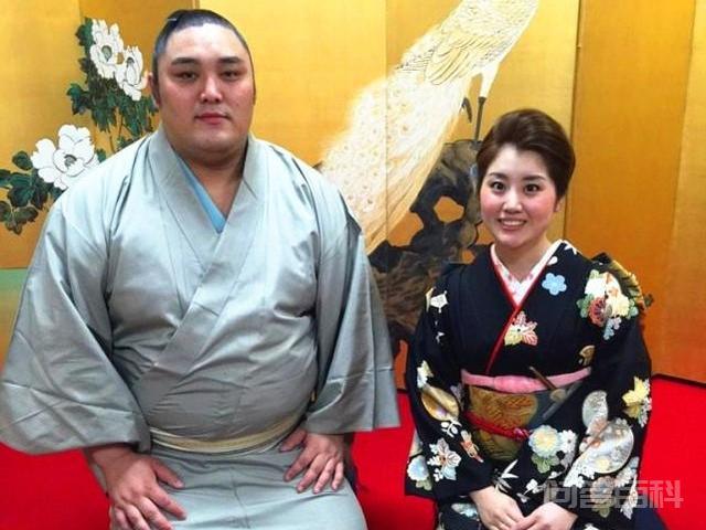 日本女明星为什么更喜欢相扑运动员？