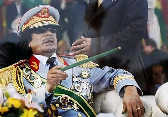 卡扎菲女保镖死得多惨_卡扎菲怎么死的_卡扎菲死