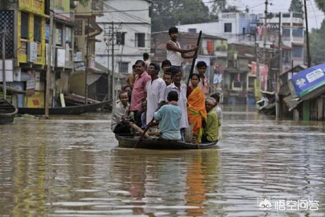 怎么看，印度北部两个邦遭遇了雷暴，已致至少107人丧生？