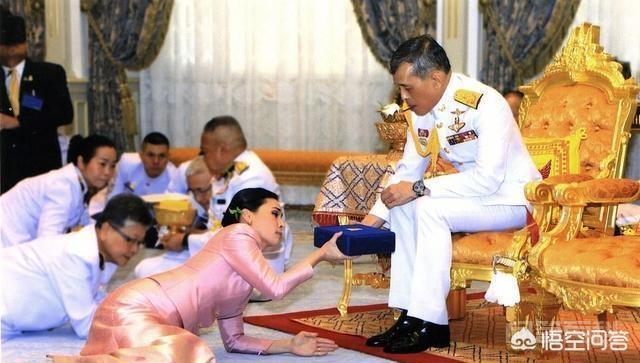 泰国国王有哪些实权？