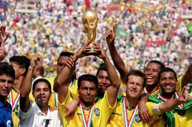 <strong>巴西</strong>贵为世界杯冠军但从未在主场捧杯——其他冠军只有西班牙如此