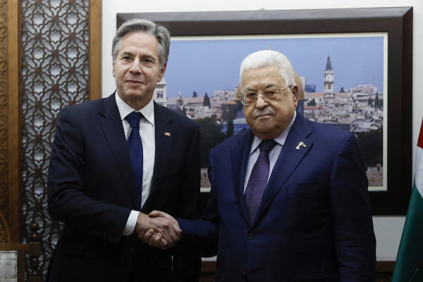 巴勒斯坦总统：在全面政治协议下，巴权力机构愿承担加沙管理