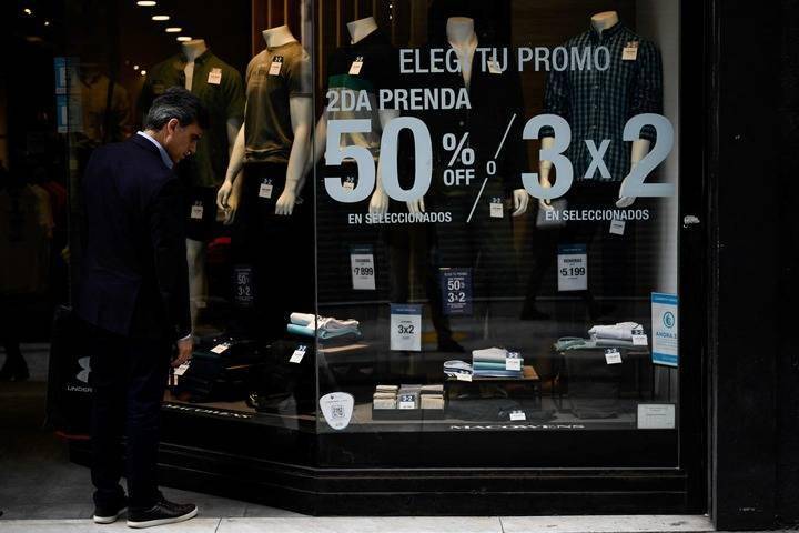 ​阿根廷通胀率攀升至142.7%