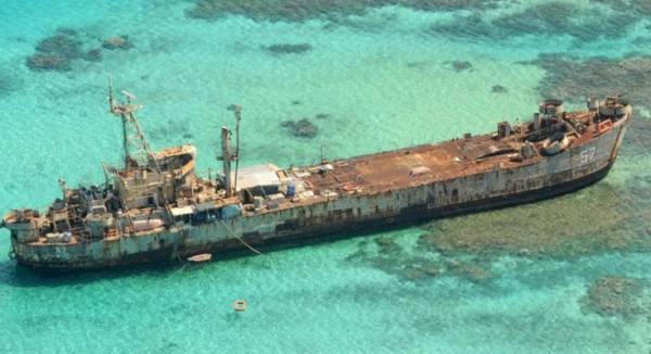 美国被曝向菲律宾<strong>修复</strong>仁爱礁非法“坐滩”舰艇提供建议