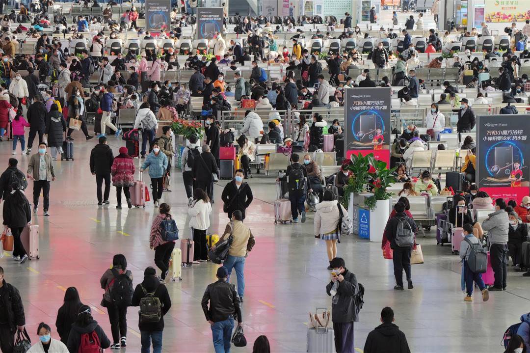 广东铁路春运返程客流激增：广州南站、深圳北站刷新单日到达旅客纪录