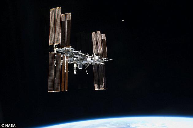 SpaceX将发射致命细菌送上国际空间站：微重力或加速变异