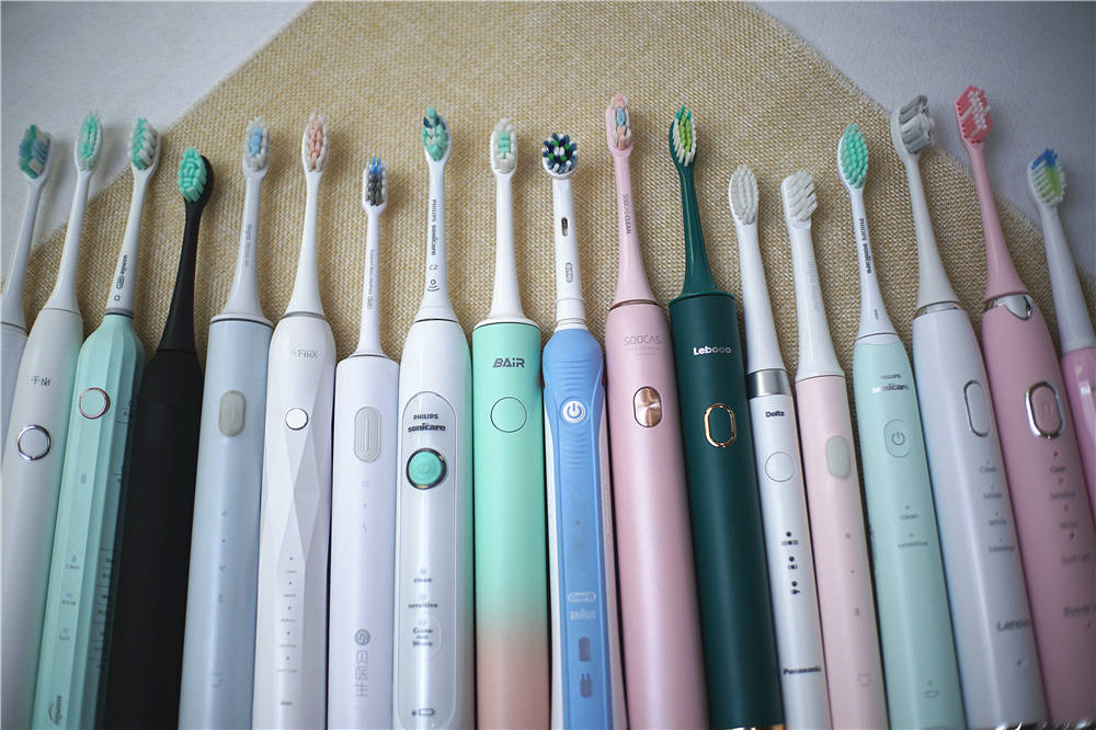 电动牙刷怎么选？五大热销款式实测分享！