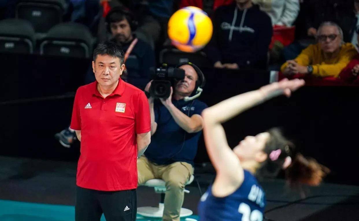 中国女排主场取胜，抽签结果将影响能否率先拿到奥运资格