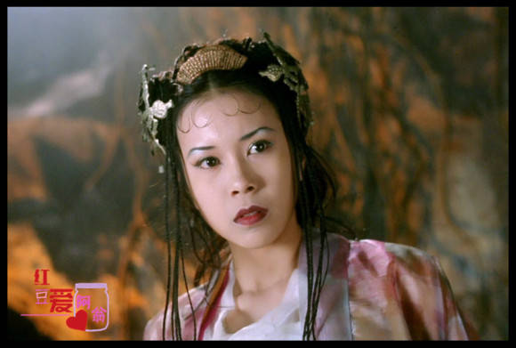 2,白晶晶 白骨精——莫文蔚 出自:《大话西游》这个大家一定认识,86版