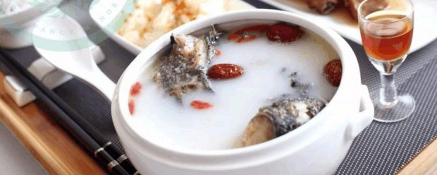 寒冬里喝鸡汤真是一种享受，<strong>南京</strong>人的日常饮食多了炖汤和羹