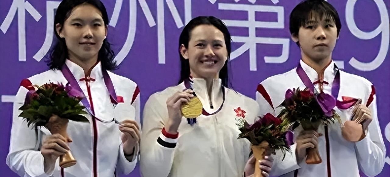 中国香港<strong>运动</strong>员何诗蓓：游泳夺冠后闭口不唱国歌，对国旗不敬！