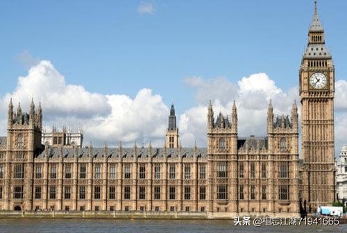 英国议会君主制的形成过程 英国议会两院分别指上院和哪院？